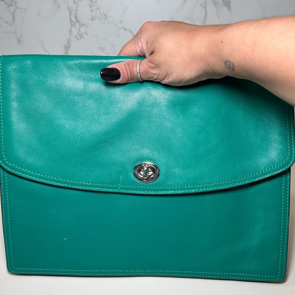 Coach Legacy Clutch in Kelly Green - Picture 3 of 10